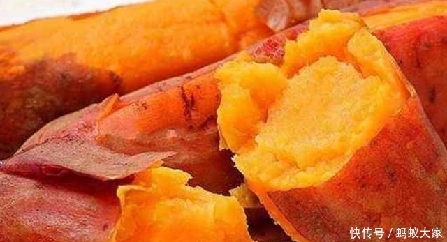 香甜|烤红薯好吃,还是蒸红薯好吃?做好3个步骤,蒸红薯香甜到流口水