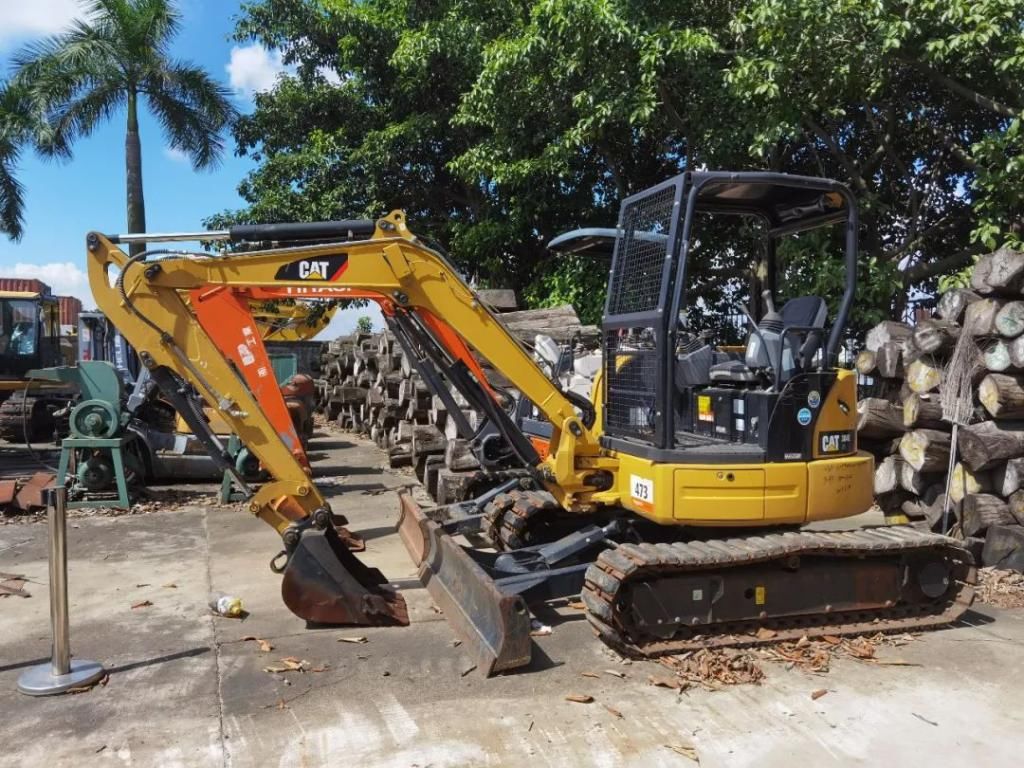  二手挖掘机|团伙跨多省走私挖掘机，案值约8.6亿！