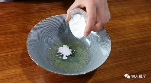 蛋糕|不用烤箱,不用电饭锅,这是用平底锅就能做的蛋糕卷,一次性成功