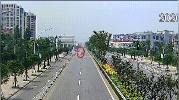 冒烟|行驶途中,车子冒烟,下一幕很暖心!