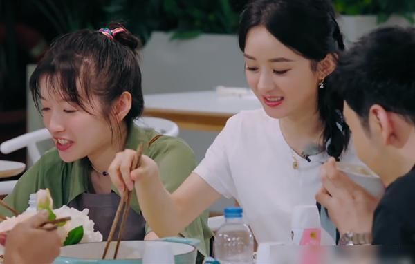  中餐厅|中餐厅4：黄晓明暂退，赵丽颖当店长状况不断，首位飞行嘉宾亮相