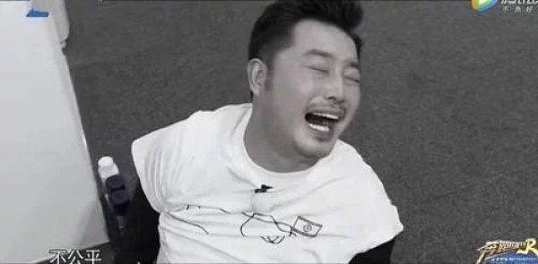 蔡徐坤|《奔跑吧》:蔡徐坤慌乱牵错手,郭麒麟:那些年终究是错付了!