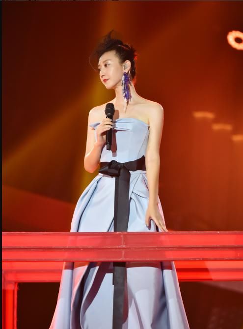 内涵|唐一菲要退出《演员请就位》?疑似节目组内涵她是第三者!