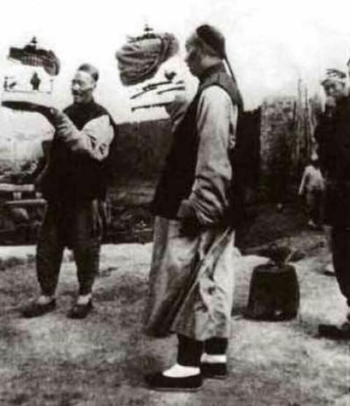  明朝末期|清王朝养一个八旗子弟要花多少钱？算完账才知道：大清活该灭亡