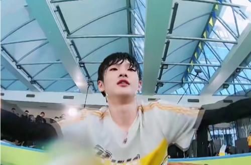  方式|染头发不能上跑男？看到周震南的处理方式，居然解锁新潮流