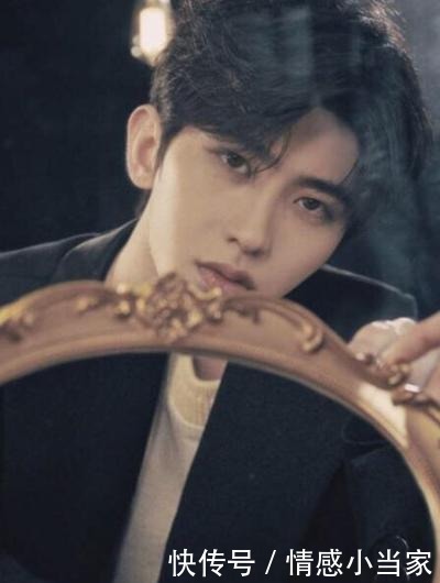  搞笑|奔跑吧晒成员杂志封面，Baby变女王沙溢型男，蔡徐坤成颜值担当