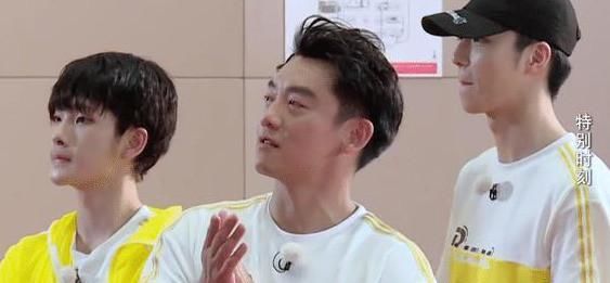  荧幕外|《跑男》迎来100期纪念日，邓超陈赫悉数登场，李晨baby郑恺泪洒现场