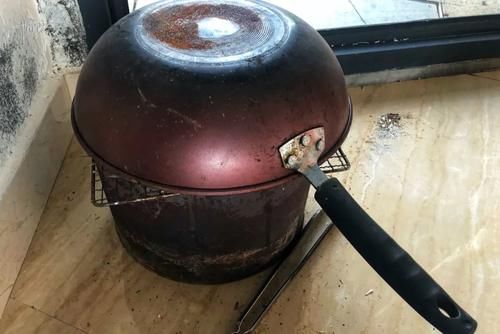 传统|千岛湖当地比较传统的“烤鱼干”,原来是这样“烘”出来的