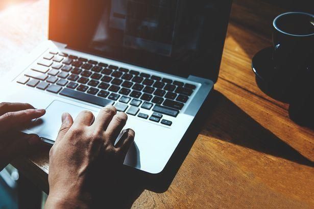 视频|澳洲夫妇与狗狗行为不得体并录下16段不雅视频,或将面临10年监禁