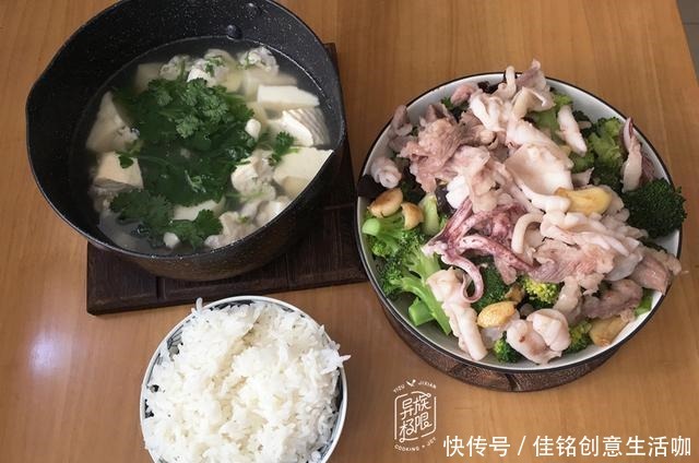 鱿鱼|午餐,一菜一汤,我真不是炫富,今天又吃肉了