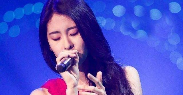  明星导师|新一季的《中国好声音》导师曝光，double李