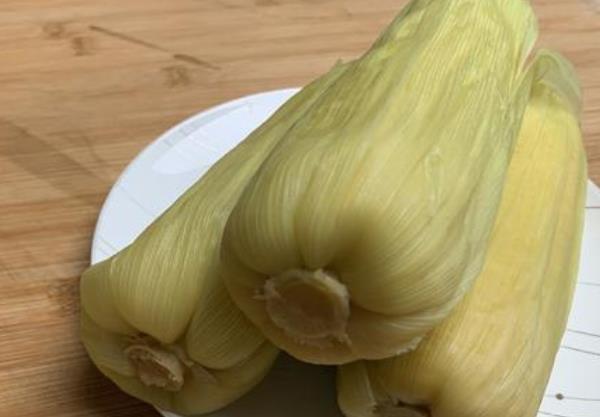  玉米|玉米是粗粮之王，煮玉米水更有很多好处，千万别再白白浪费了！