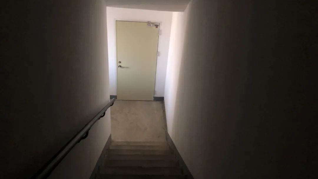  回家|苦等10年的回迁房：回家要穿6道门，第29层没电梯......最新进展来了