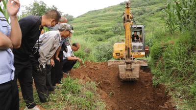  民警|妻子杀夫逃亡30年！年近古稀被捕，被害人竟被藏在……