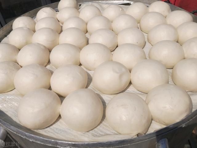  分钟|发面想要快，别只放酵母，多加一勺“它”，不到10分钟发满一大盆