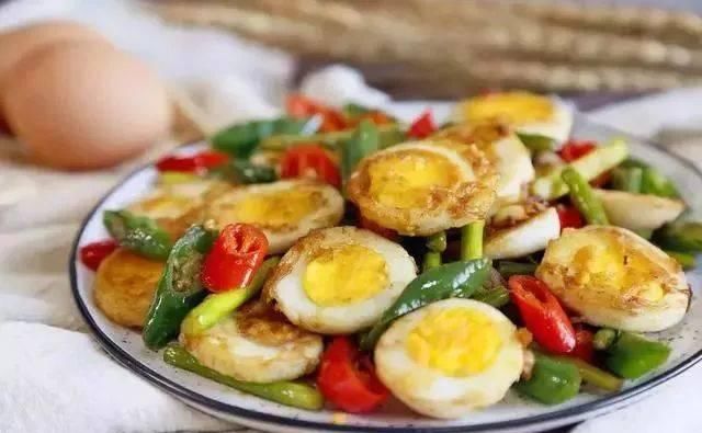 个个|鸡蛋超过瘾的吃法,吃一口满嘴香,招待客人个个都说好!