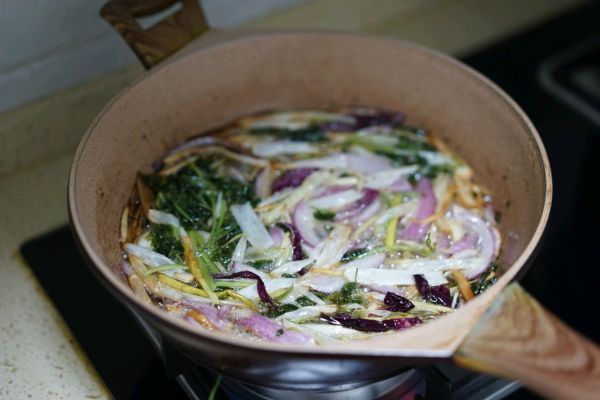 秘籍|隔着屏幕都喊香,熬葱油的秘籍分享