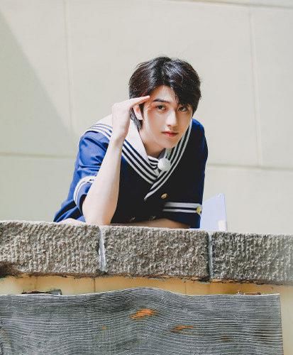 c位|《奔跑吧》录制杀青，其他嘉宾都晒“全家福”，唯独蔡徐坤与众不同