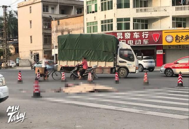  动车|这路口发生一起交通事故，造成一人死亡！