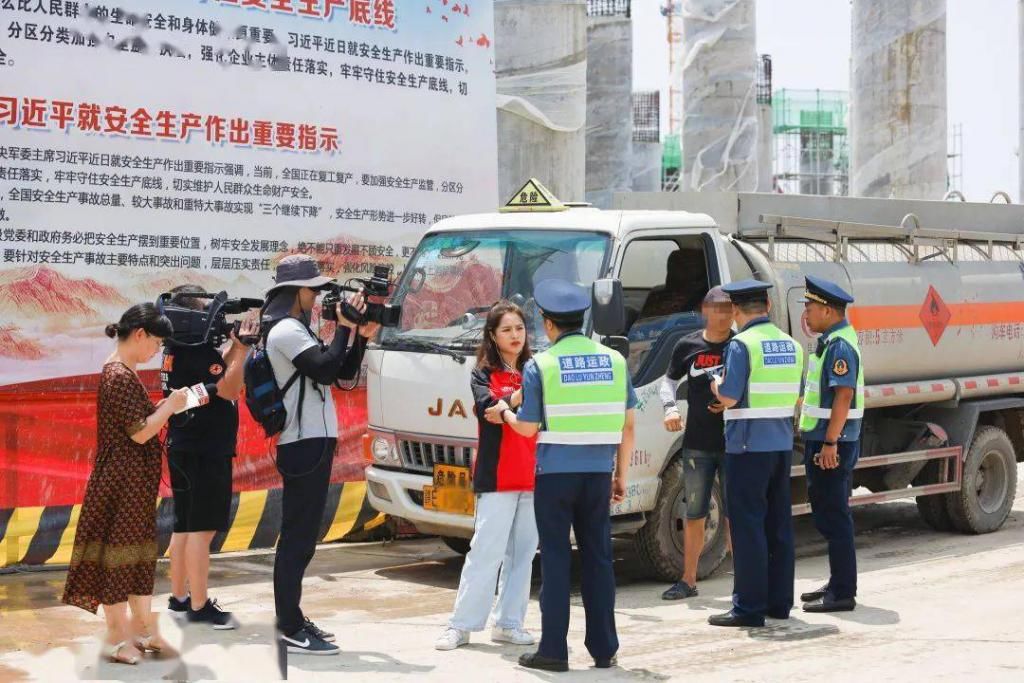  速度|直播“追缉”，杭州上演速度与激情？