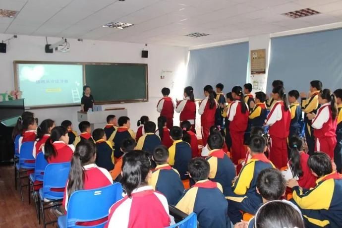  充满|【法治第一课】播撒法治“种子”，让生命充满感恩