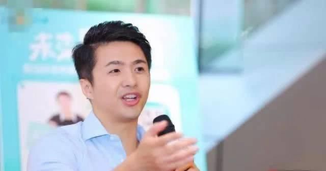  身陷|他智商140，31岁成北大教授，如今身陷出轨疑云跌“神坛”