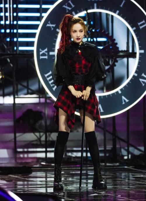  惊艳|《浪姐》三公造型，再次被姐姐们惊艳了，时尚表现力确实让人服气