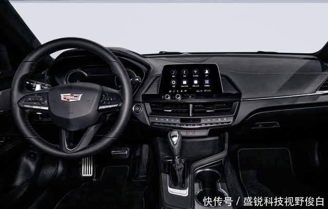 凯迪拉克ct4|豪华入门车型中唯一的后驱车型—CT4,直降两万!雅阁买早了