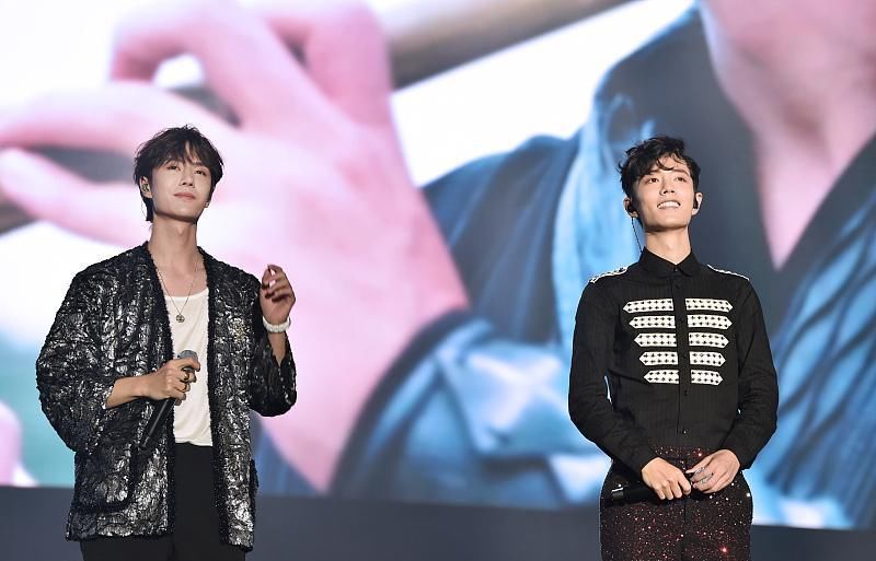 cp|王一博肖战假cp?两方团队互狙?cp粉糖磕错了?