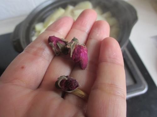  秋燥|初秋吃西瓜不如吃它，简单一煮就上桌，香甜软糯超好吃，润秋燥