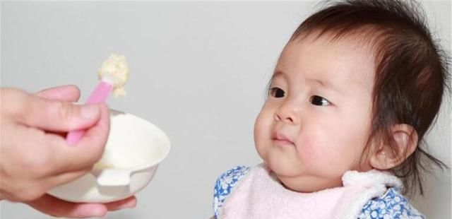 孩子|孩子不吃饭,饿一顿就好了?治标不治本,“隐性影响”伤害更大