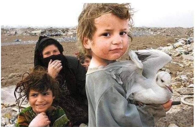 伊拉克|伊拉克变成这个样子，半数人民又开始后悔了，他们到底要怎样？