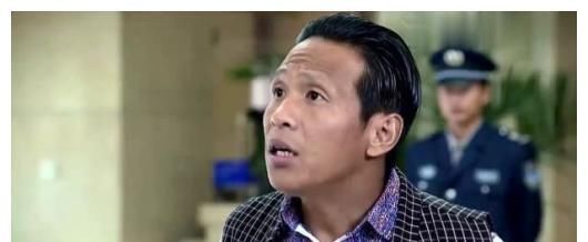  往事|宋小宝辛酸往事：15岁离家打工，被客人扇巴掌，仅带70块回家过年