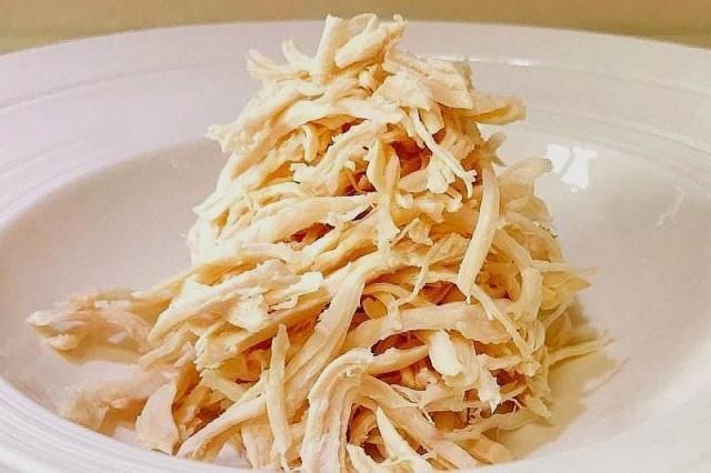 凉菜|川味凉菜手撕鸡做法,比外面卖的味道还好,再挑食的孩子也爱吃