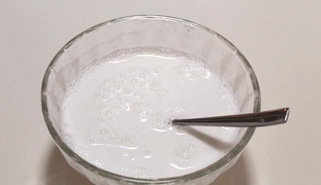 家里|夏天最爽口的街边小吃,3块钱就能在家里做出一大锅,清凉开胃