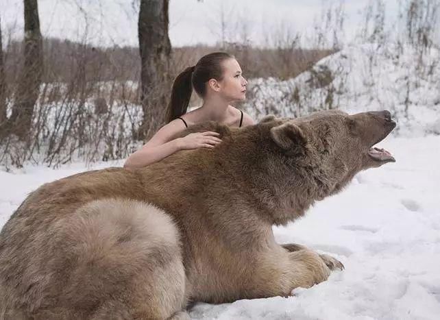 战争|淌满毛熊血泪的人间地狱：少见的真实血腥车臣战争图