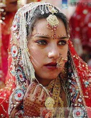 事件|“火烧新娘”,太可怕的家暴,希望拉姆事件让无数人醒过来