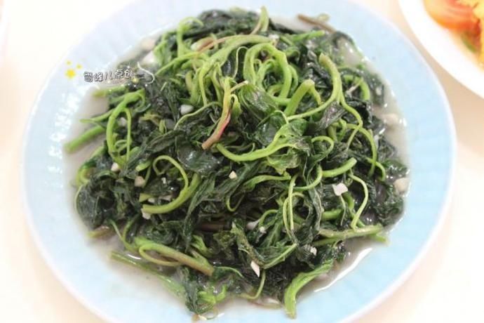  天天|午饭如此做比大鱼大肉都好吃，老公直说天天这样吃也不腻