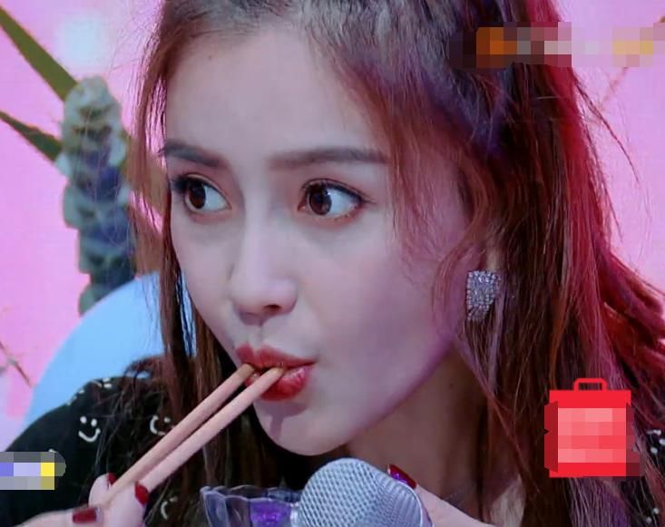  吃饱|baby吃饱了还不满足，非要打包带走回家吃，男嘉宾表情真实了