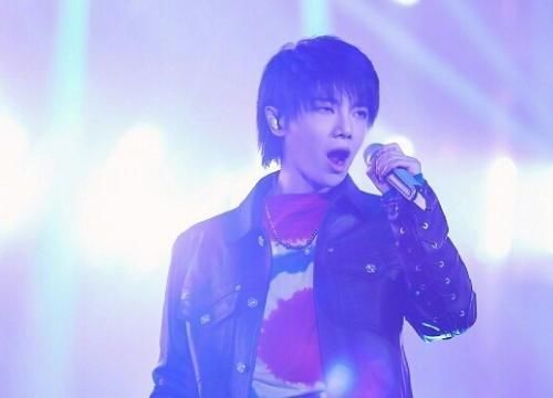 王族|吉克隽逸被淘汰时,谁看到华晨宇表情了果然是有王族剧本的人