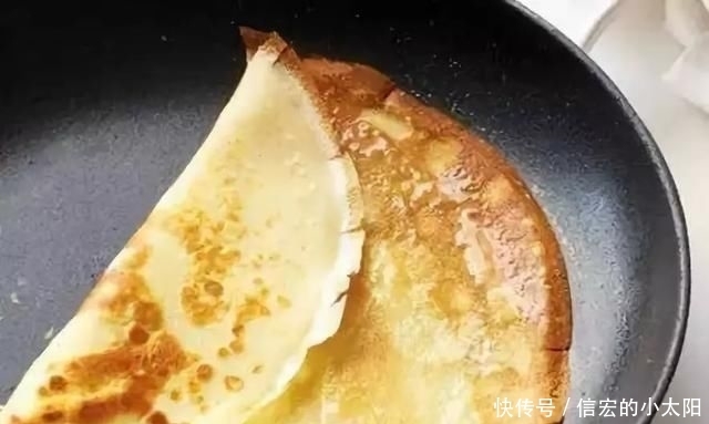 面粉|这才是煎饼果子最好吃的做法,煎饼香,果子酥,比外面卖的还好吃