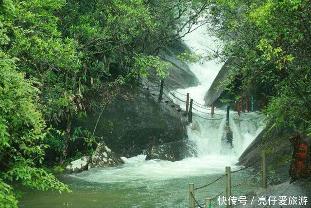 上饶|福建又一峡谷走红，与世隔绝适合夏季避暑，距上饶2小时车程