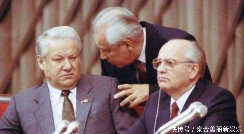 叶利钦|叶利钦为何主动辞职? 辞职讲话中, 叶利钦为何说自己过去太幼稚?