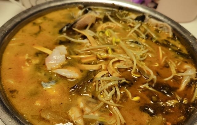 鱼片|快手酸菜鱼,只要学会这3招,鱼肉滑嫩,你也是大厨