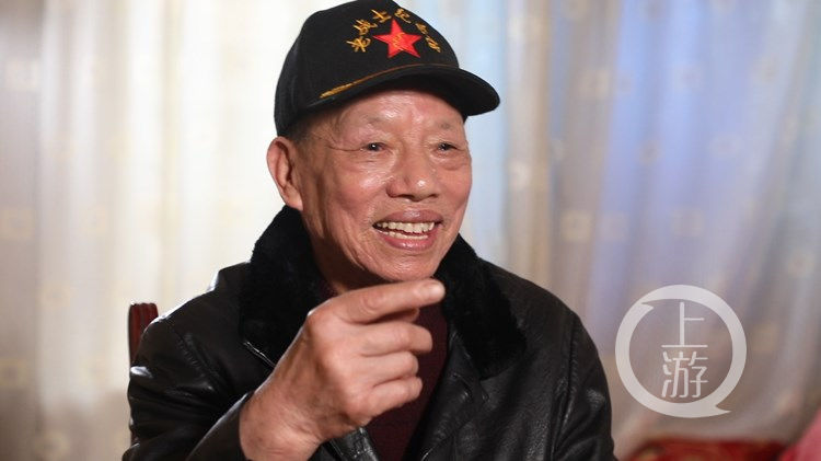 不吃不喝|英雄赞歌｜他五天不吃不喝歼敌51人 五次和死神擦肩而过