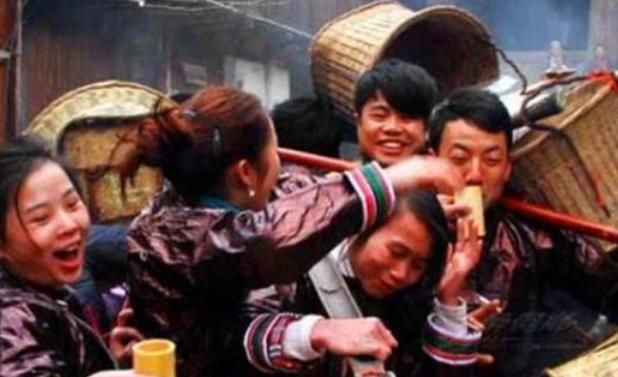 女子|我国贵州一古村的特殊习俗：男子不娶外村女，女子不嫁外村汉