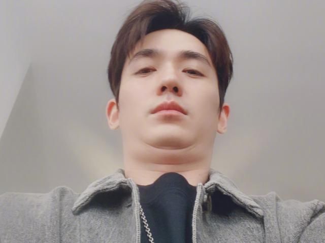  朱一龙|全网综艺明星热度大洗牌：肖战第3，朱一龙第2，榜首无黑粉！