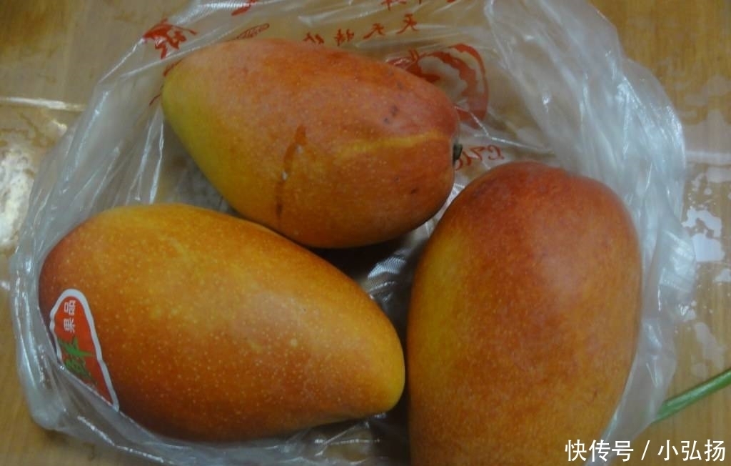 可别|买芒果时,可别被老板忽悠了!要学会自己挑,教你点挑芒果小技巧