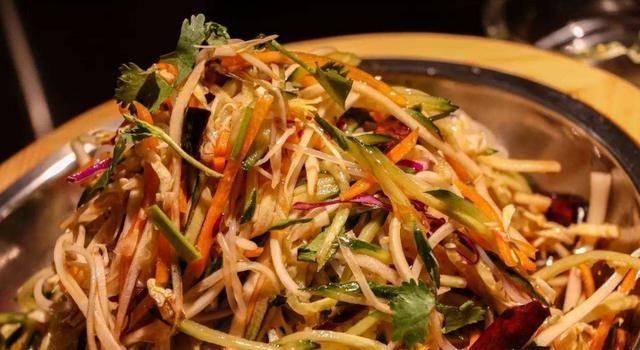 道菜|东北人最爱的10道菜，在全国各地出名，吃几十年都不腻