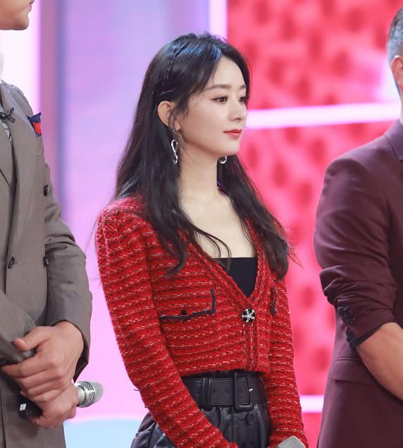  中餐厅|赵丽颖被问为何接演《中餐厅》，她随口说出2个理由，不愧是“赵小刀”